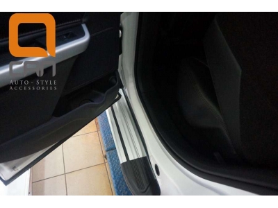 Пороги алюминивые Brilliant Silver Турция для Land Rover Range Rover 2002-2012